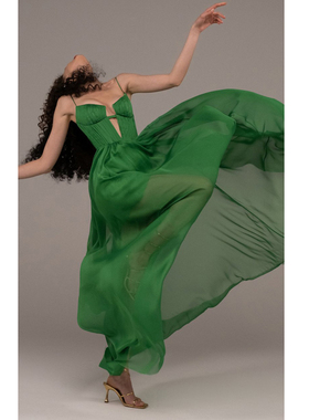 晚礼服长款绿色2024新款名媛派对生日晚宴年会主持人连衣裙个性装