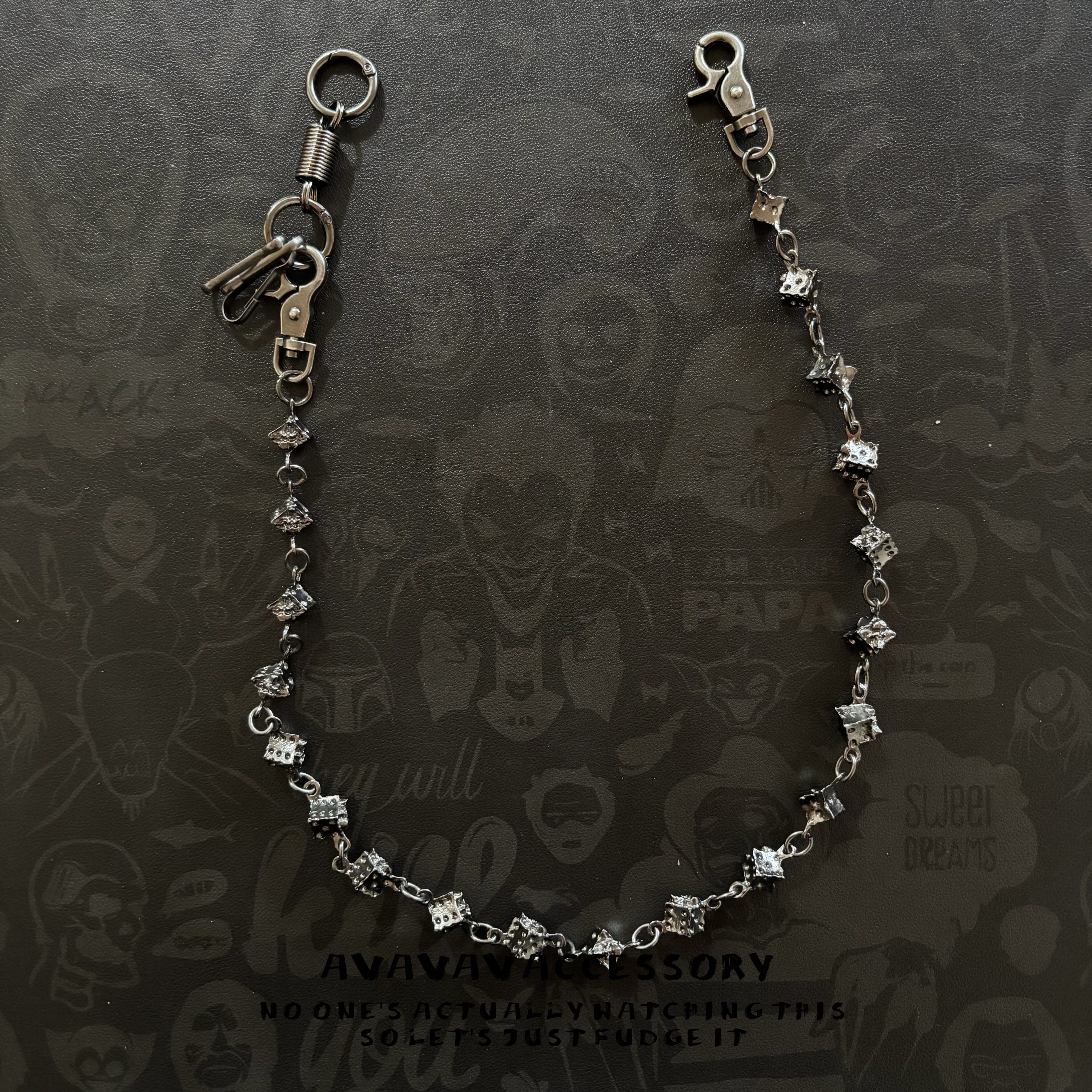 AVAVAV 个性复古骷髅骰子牛仔裤腰链高街暗黑vibe裤链包包挂链