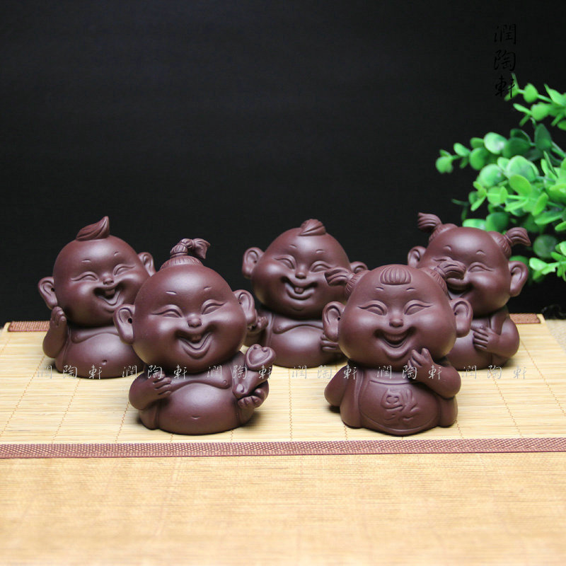 特价宜兴紫砂童子茶宠摆件
