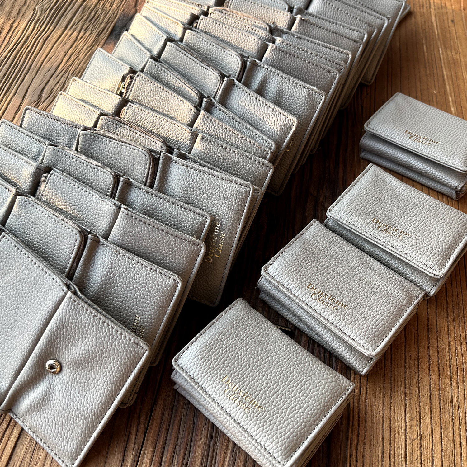 日式美学PU材质折叠零钱包