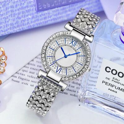Stylish Ladies' Quartz Watch | Elegant Bracelet & Diamond Em