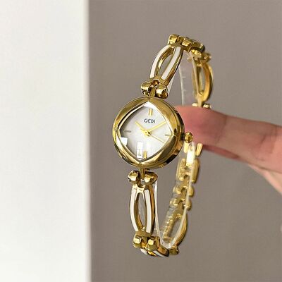 GEDI Original Brands Hand Clock for Women Golden Vintage Qua