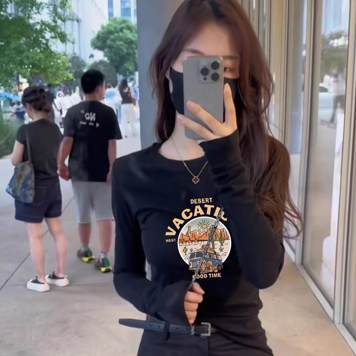 黑色纯棉长袖t恤女秋季显瘦上衣