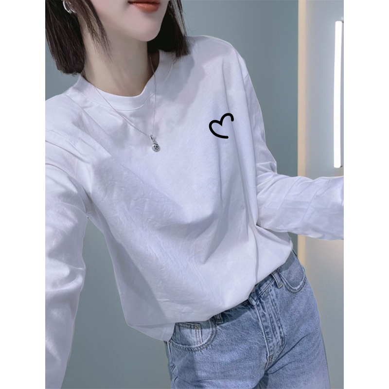 白色纯棉长袖T恤女装宽松上衣