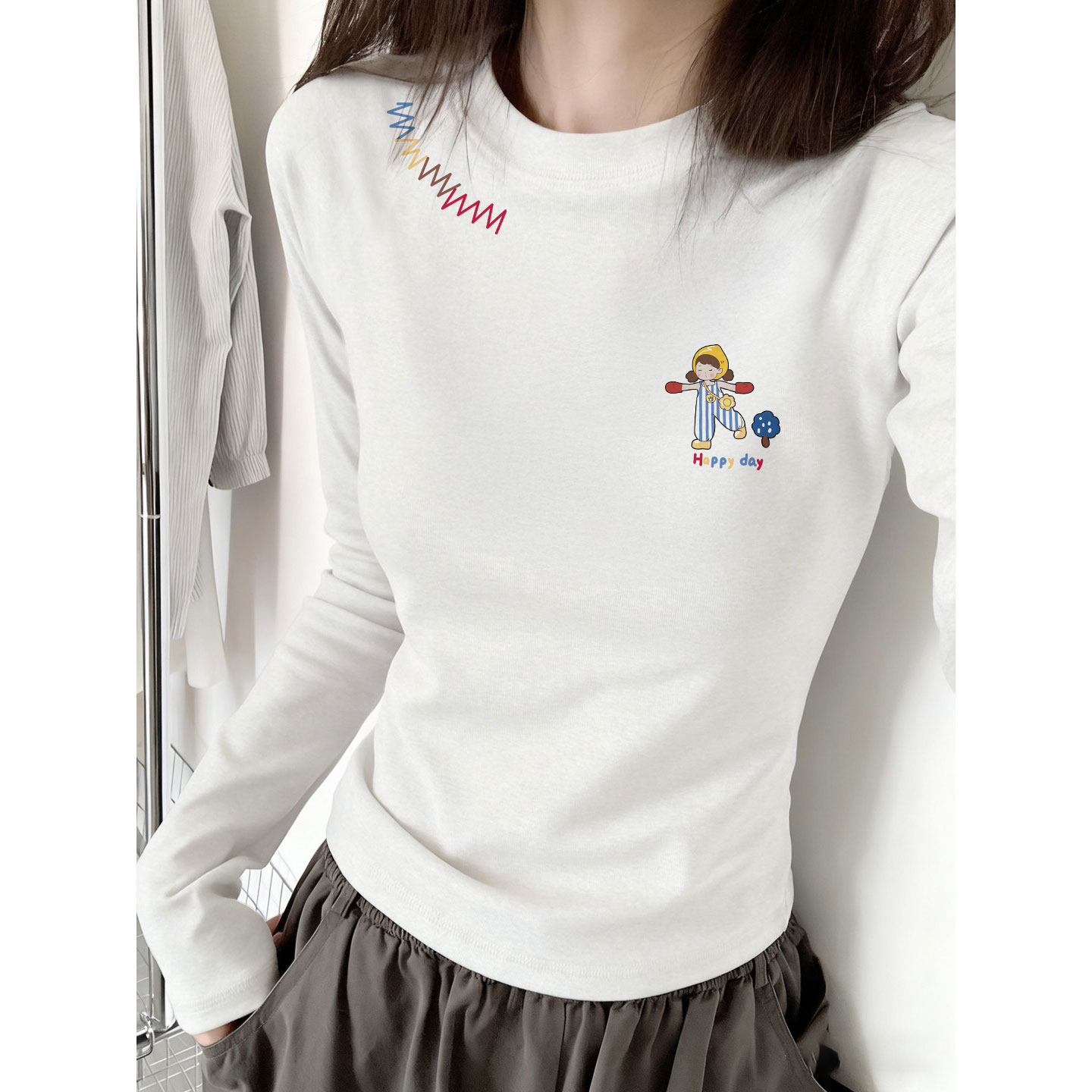 2026新款早春内搭打底衫女装白色修身显瘦长袖t恤上衣设计感小众,女装/女士精品,T恤,淘宝优惠券,粉丝福利购,淘宝优惠卷