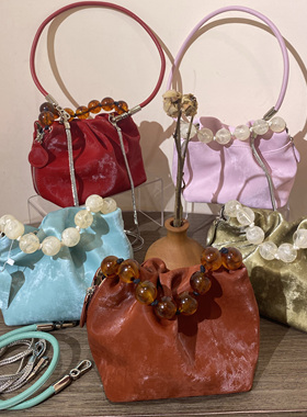 新中式丝绒绸缎手提云朵包包新款时尚串珠真皮单肩斜跨包轻奢百搭