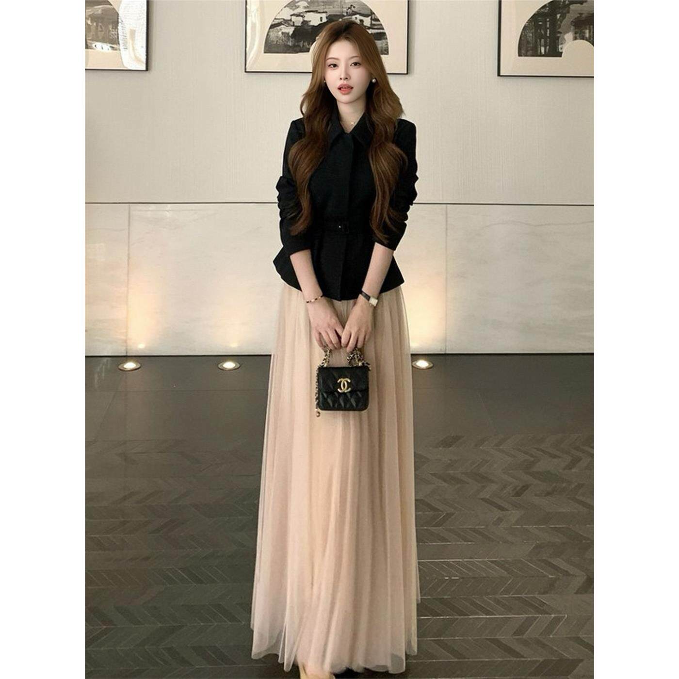 巨好看的秋冬一整套韩系高级感温柔气质西装外套网纱半身裙两件套