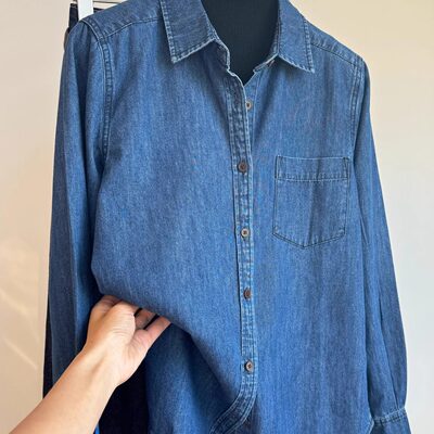 蓝色复古软牛仔衬衫外套