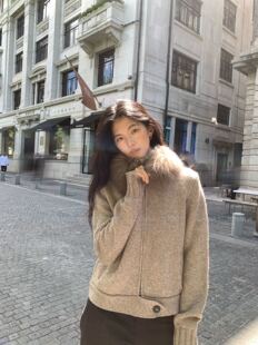 LOUISA.S88798貉子毛领针织外套女2026秋款宽松百搭拉链开衫毛衣