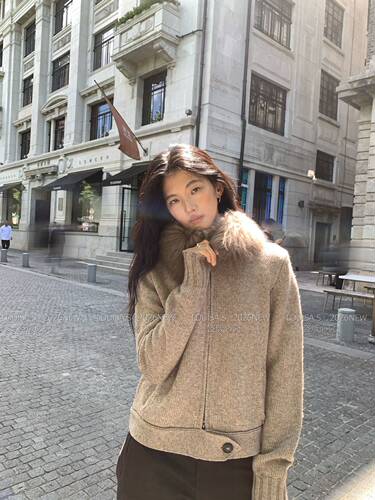 LOUISA.S88798貉子毛领针织外套女2026秋款宽松百搭拉链开衫毛衣