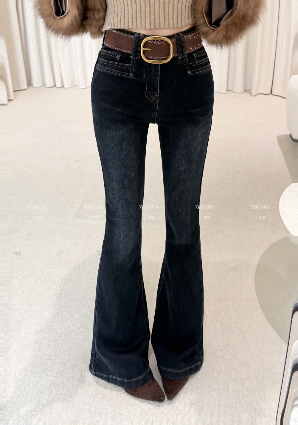 ZONANA左那那高腰显瘦复合厚绒微喇牛仔裤女2025冬时尚百搭喇叭裤