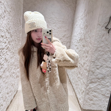 AS OFFICIAL-髦精——视觉小脸大翻领仿羊羔毛环保外套短外套8080