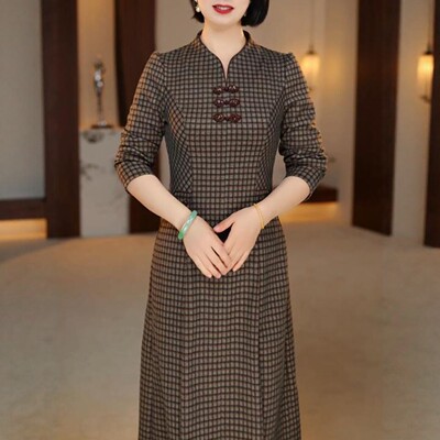 新中式古典格纹修身中长连衣裙女