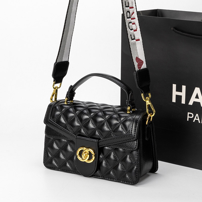 七夕送女友礼物真皮包女2024新款时尚菱格小方包高级感单肩斜挎包,箱包皮具/热销女包/男包,小方包,淘宝优惠券,粉丝福利购,淘宝优惠卷