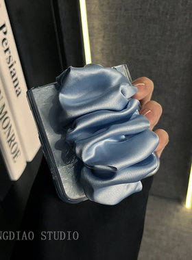 轻调 小众ins蓝色锡纸褶皱丝巾腕带适用于华为Nova Fip S手机壳全包新款HUAWEI折叠屏NovaFlip翻盖防摔保护套