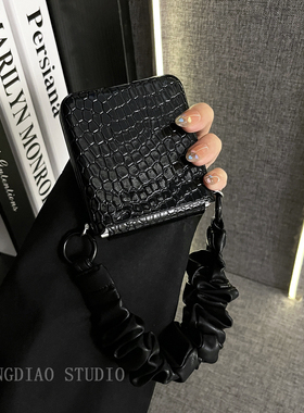 轻调 时髦黑色鳄鱼纹皮质手提绳适用于荣耀MagicVFlip2手机壳新款Magic折叠屏V FLIP防摔肤感翻盖保护套高级