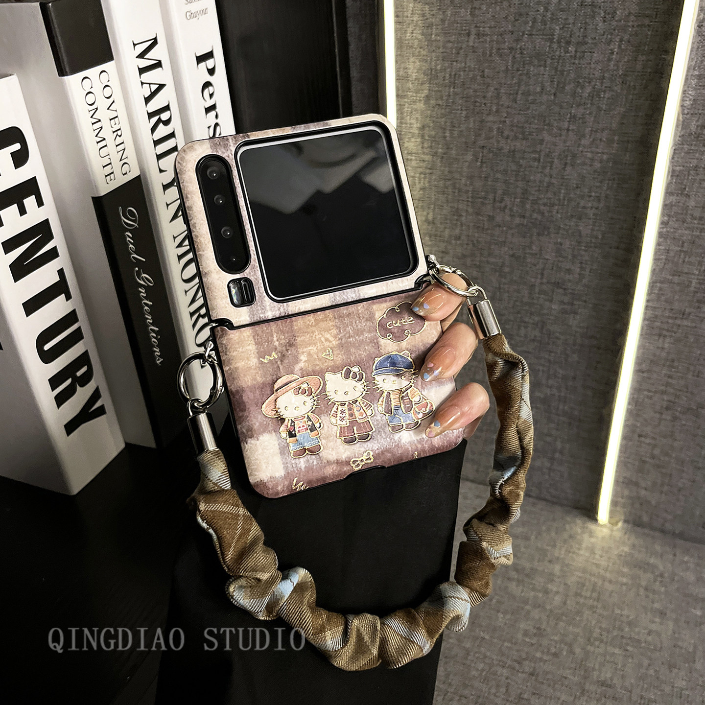 磁吸格纹三只kt格纹褶皱丝巾手提绳适用于华为Pura X手机壳全包新款purax典藏版折叠屏p50宝盒翻盖防摔保护套,3C数码配件,手机保护套/壳,淘宝优惠券,粉丝福利购,淘宝优惠卷