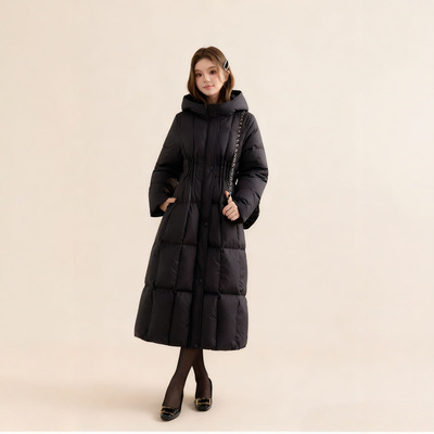 冬季2025新款修身收腰长款连帽大码羽绒服女黑色过膝鸭绒外