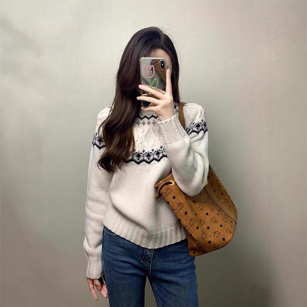 费尔岛系列秋冬麻花套头毛衣秋冬软糯圆领提花撞色打底针织衫上衣