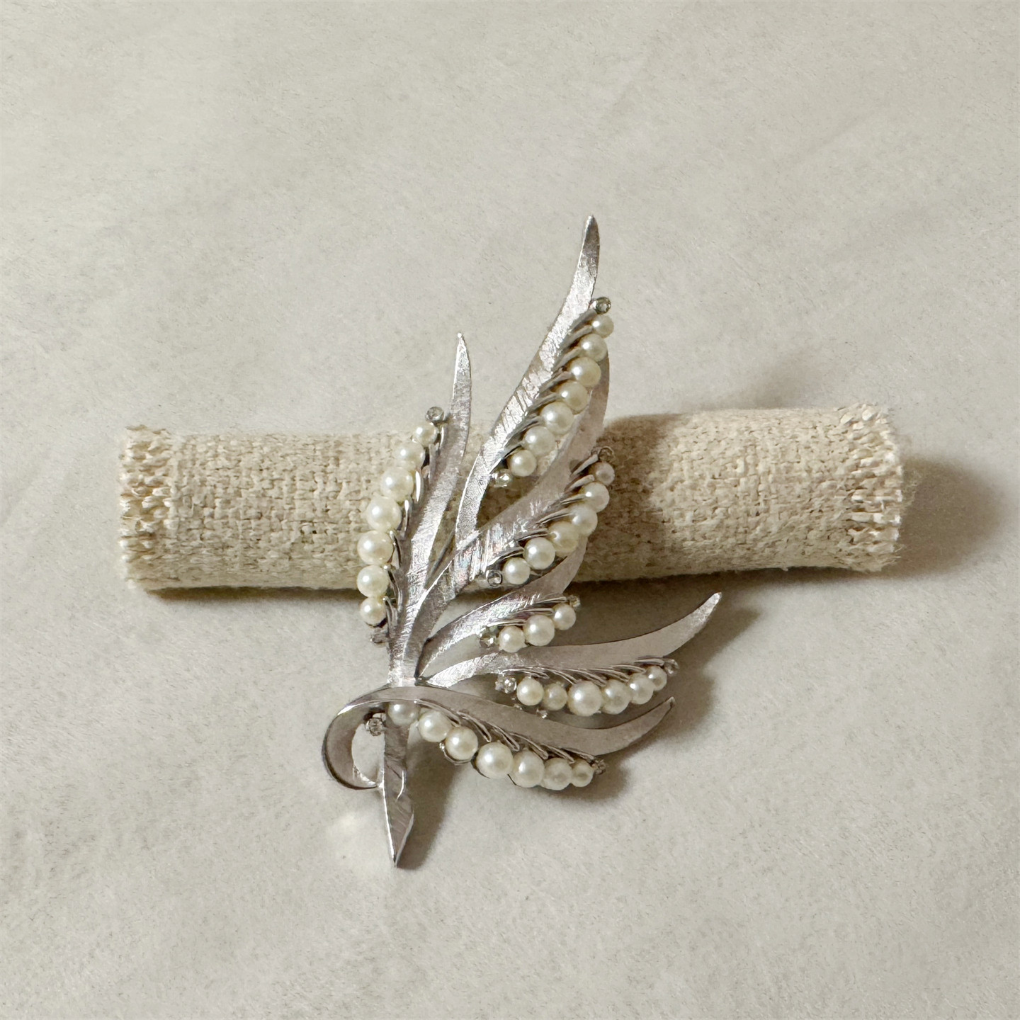 中古优雅银色树叶胸针