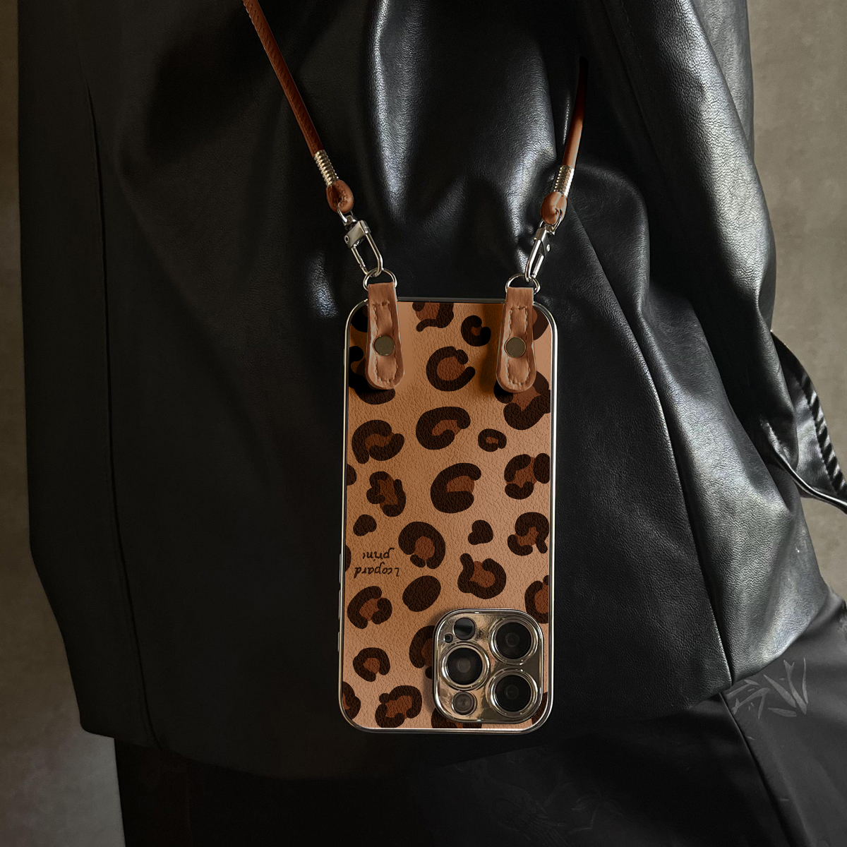 适用于小米17Promax手机壳豹纹线条高级感带挂绳红米K80至尊斜跨K60全包防摔新款15ultra女12spro外13/14套