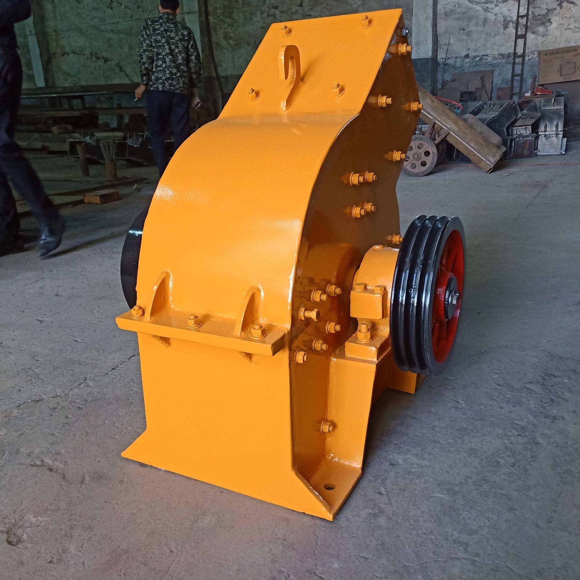 热销小型锤破设备 供应锤式破碎机 锤式碎石机 锤式煤矸石破碎机