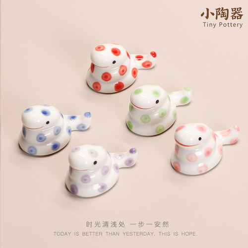 陶瓷福蛇实心筷架筷枕萌翻了