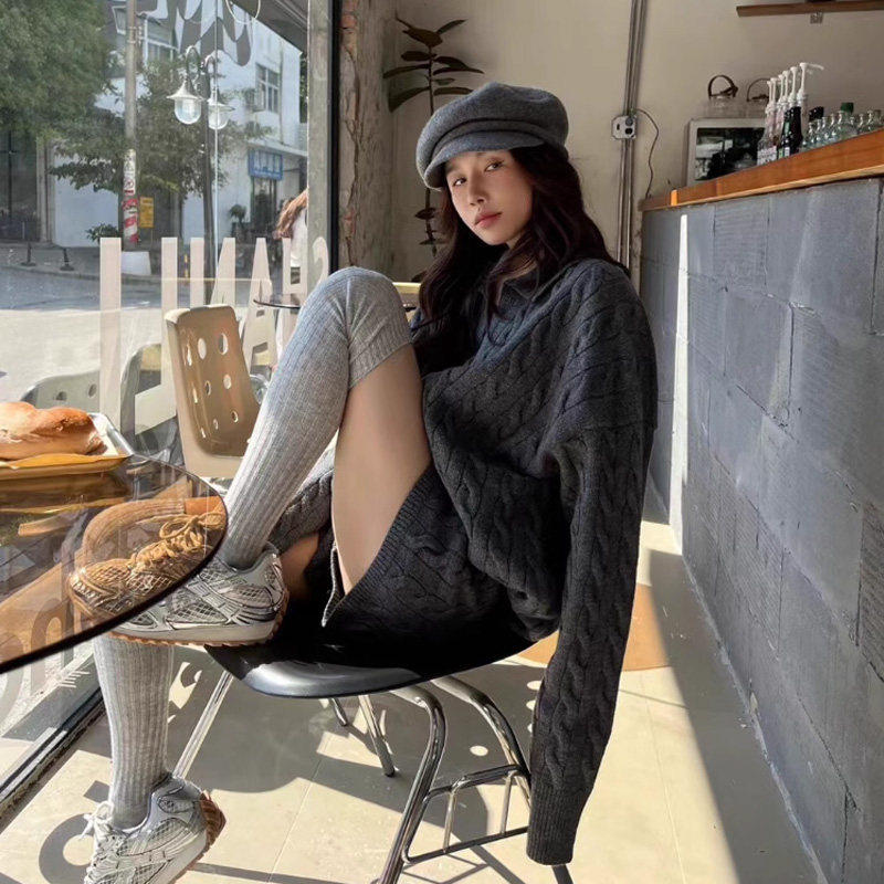 慵懒风麻花翻领显瘦长袖针织衫两件套女春秋高腰洋气百搭短裤套装