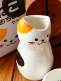 Под коробкой для деревьев ежедневно d день D, оригинальный кот Sanhua Cat японский сак -сакэ для шерстяного шарика винный костюм можно использовать в качестве маленького цветочного устройства