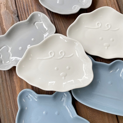 树下盒 韩国可爱小动物考拉河马陶瓷碟子卡通纯色治愈甜品蛋糕碟