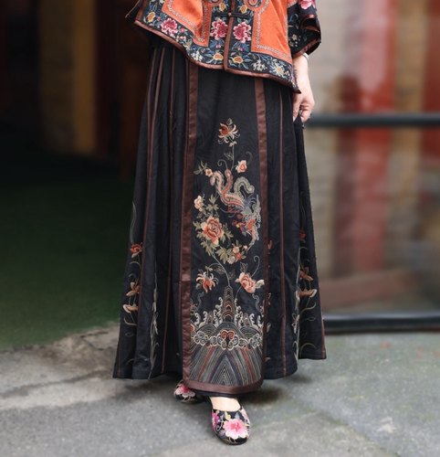 【南絮】楚馨原创国风刺绣半身裙日常复古新中式改良汉服马面裙女