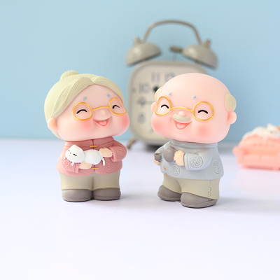 恩爱夫妻老头老太情侣摆件白头偕老礼物工位桌面装饰汽车车内摆件