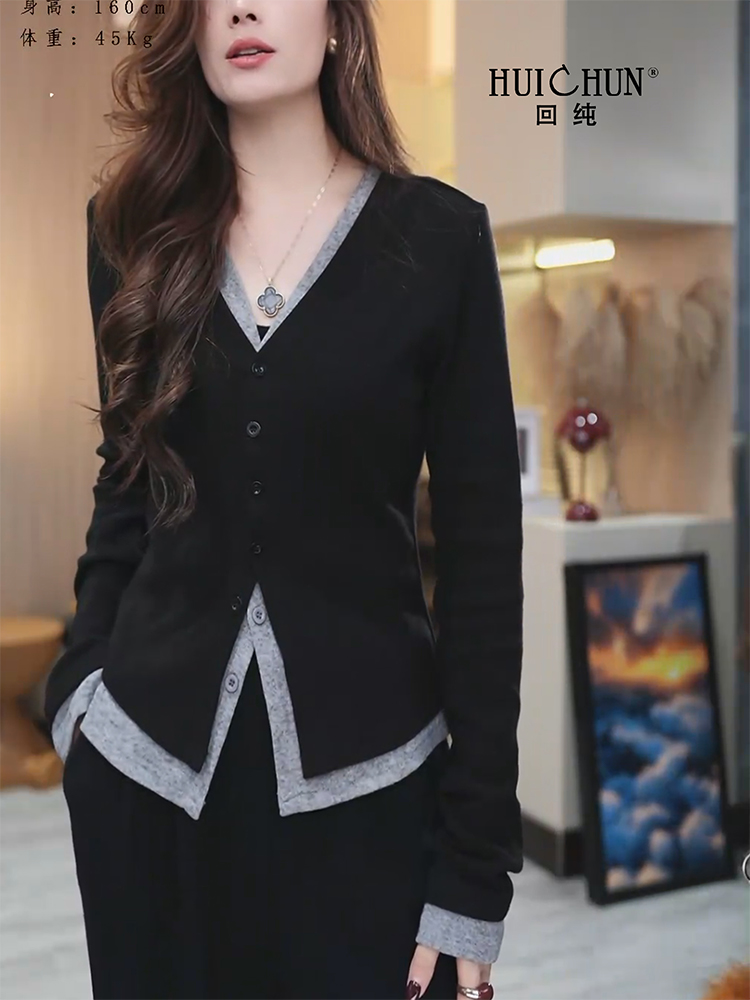 高级感v领假两件上衣女士春季大码胖mm新款洋气精彷羊毛长袖开衫