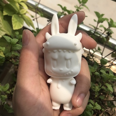可爱的拉布布公仔gk白模山椒鱼手办labubu一体件DIY树脂模型D17