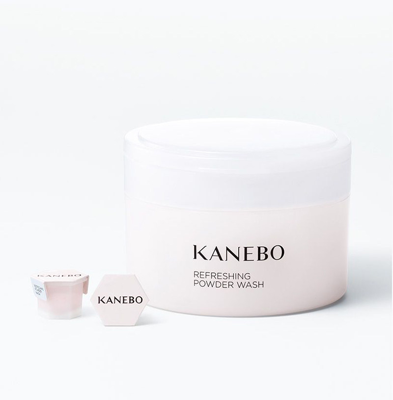 日本嘉娜宝kanebo新奢华清爽保湿洗颜粉去黑头温和去角质