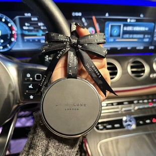 祖马龙车载香薰礼盒固体香氛香水出风圆饼挂件香挂小苍兰青柠罗勒