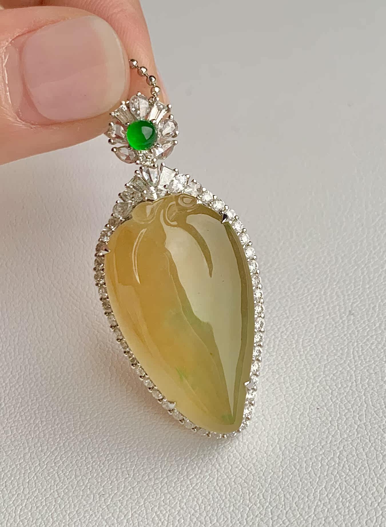 甄选 高冰黄翡福瓜 翡翠设计