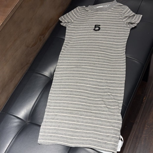 女童中大童针织螺纹短袖 夏季 新款 慵懒风软糯灰白条长裙 条纹T恤裙