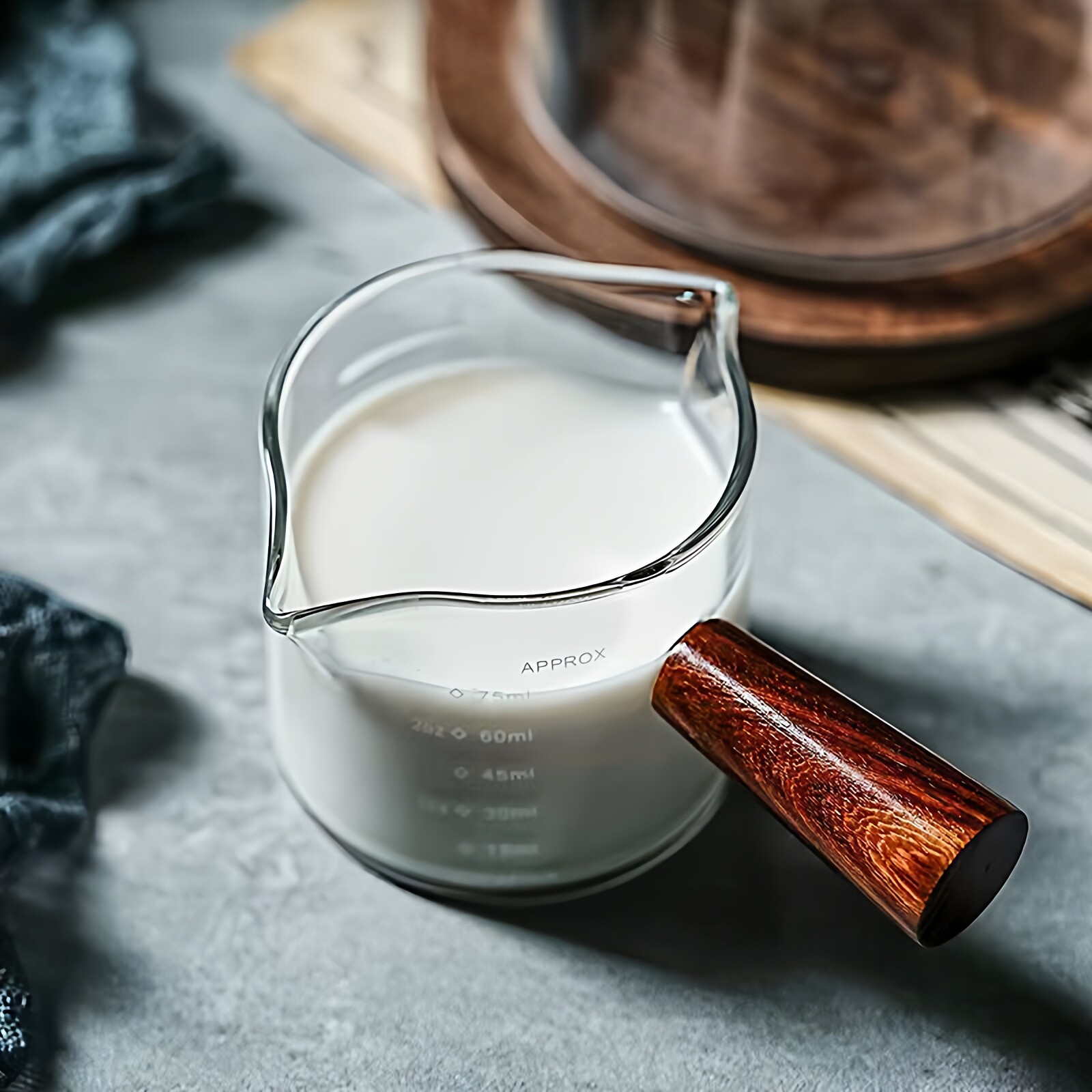 咖啡杯萃取手冲杯刻度量杯耐高温图片