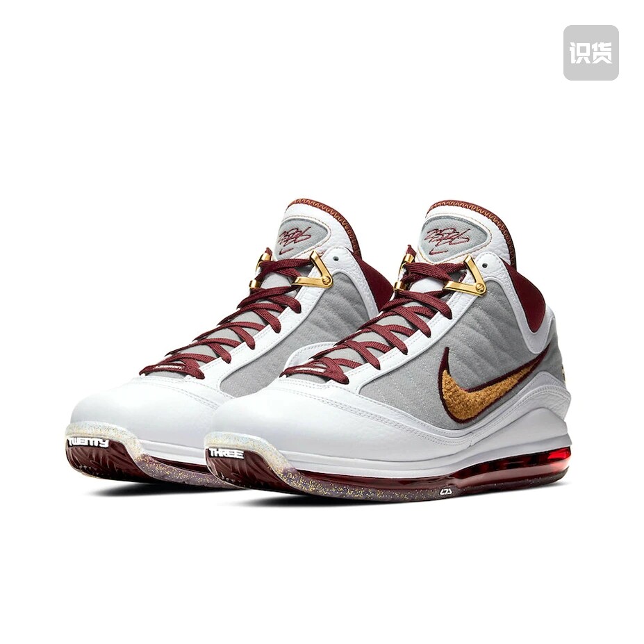 Nike Air Max LeBron 7 詹姆斯 复古CZ8915-100武汉PY仓