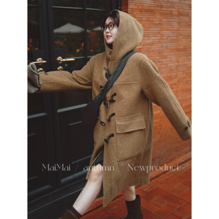 2025年秋冬款 焦糖拿铁 学院风连帽牛角扣毛呢大衣 郑买买