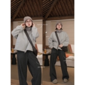 小宇宙 2025年秋冬季 新款 郑买买 百搭简约拼接小众设计感卫衣女款