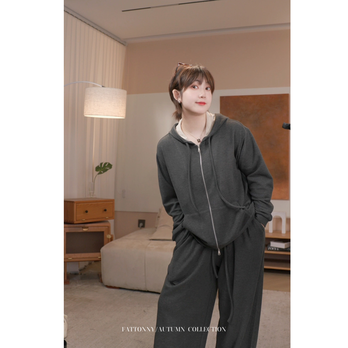 郑买买 黑标系列 设计感显瘦时尚潮流设计运动套装女款,女装/女士精品,休闲运动套装,淘宝优惠券,粉丝福利购,淘宝优惠卷