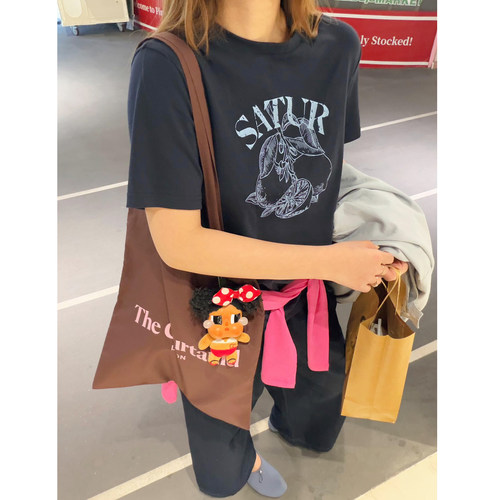 莱赛尔舒适凉感印花宽松短袖T恤