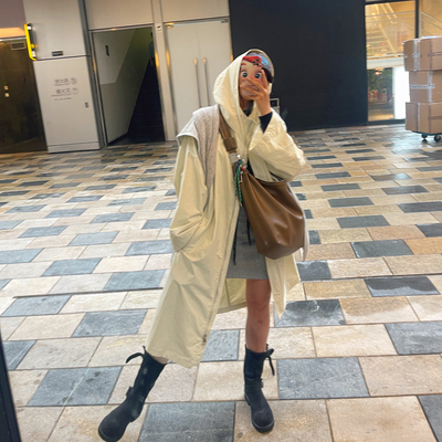 韩系博主户外休闲连帽过膝风衣女