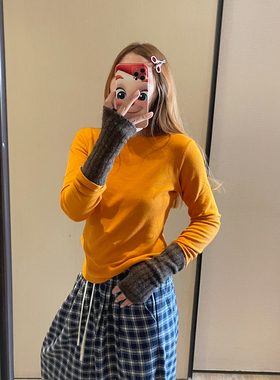 KOGIRL冬季保暖磨毛质感韩系东大门圆领休闲显瘦舒适长袖打底T恤