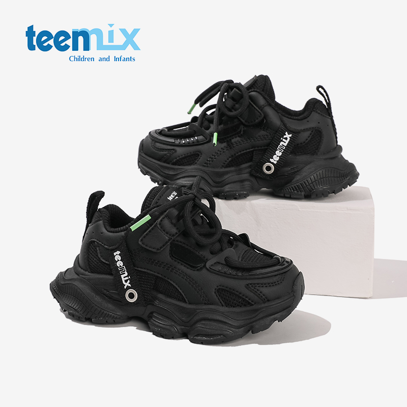 天美意休闲儿童运动鞋