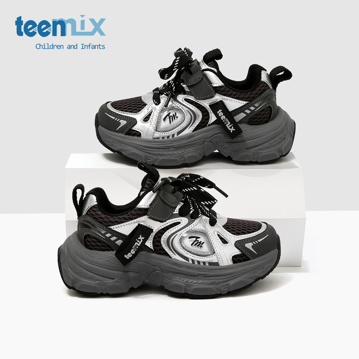 天美意儿童2025年秋季新款男童软底百搭休闲鞋女童时尚复古运动鞋