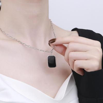 美汝仙 s925纯银欧美复古英文句子反面滴胶黑面吊坠潮流创意项链