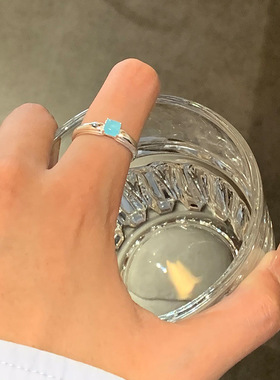 美汝仙 925纯银方形蓝色宝石戒指女简约时尚气质百搭推拉设计